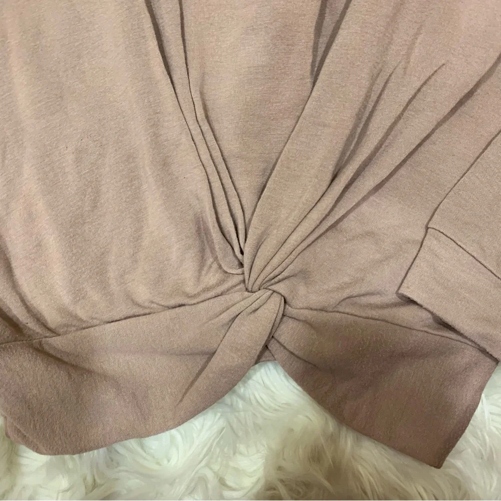 Long sleeve cropped top